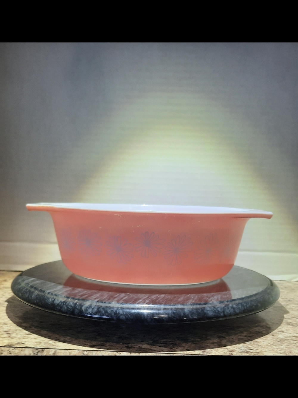 Vintage Pink Daisy 043 Casserole Dish - Picture 2 of 9